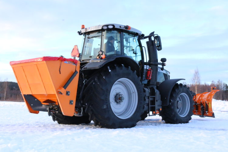 Lame à neige et saleuse pour tracteur, saleuse portée, saleuse 3 points,  fraiseuse à neige : Escomel